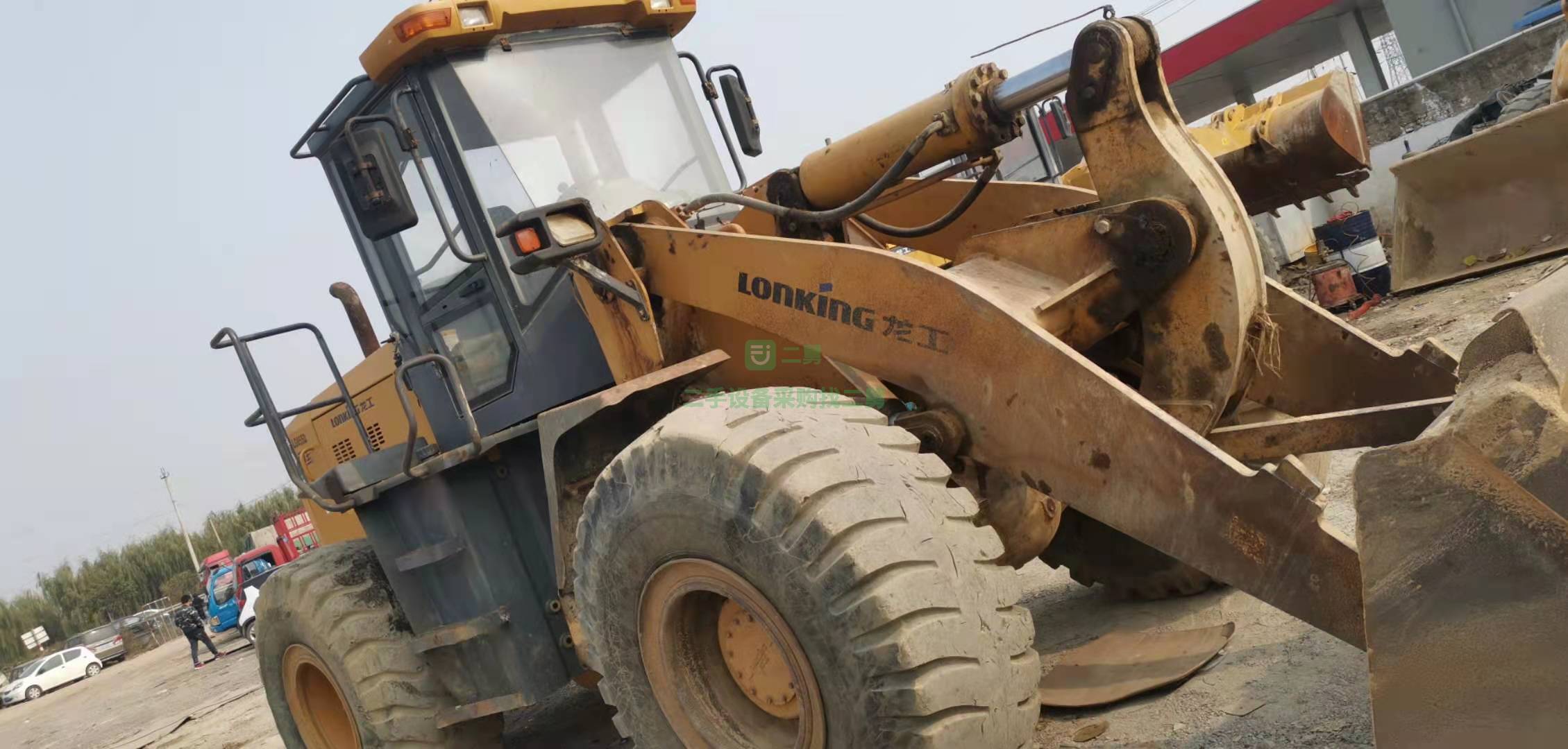 出售一臺龍工855D.13年11月裝載機，4千多小時