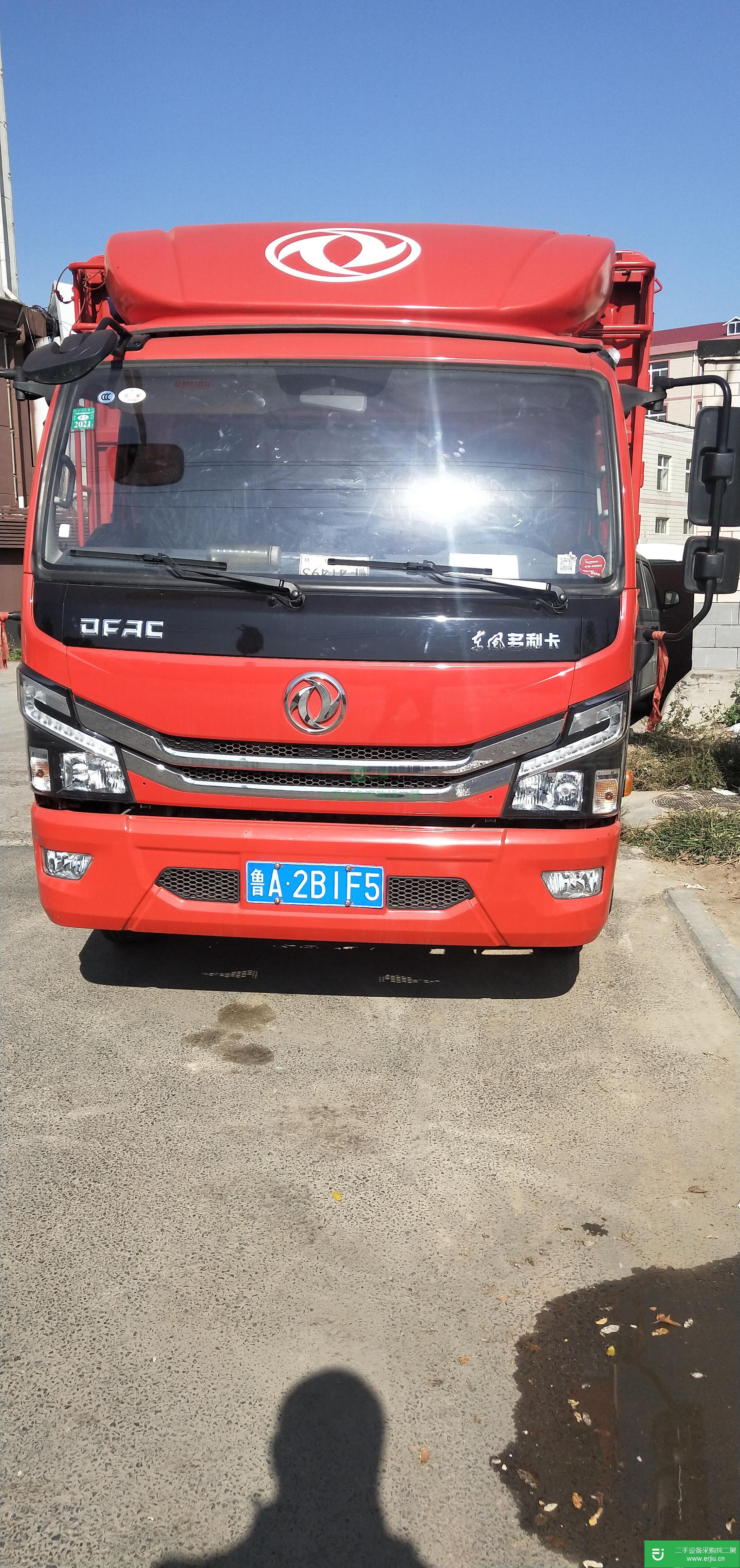 山東出售二手東風(fēng)多利卡倉(cāng)柵貨車(chē)