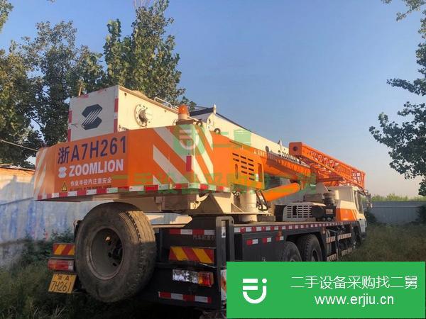 浙江出售二手15年中聯(lián)橙色關(guān)愛汽車吊