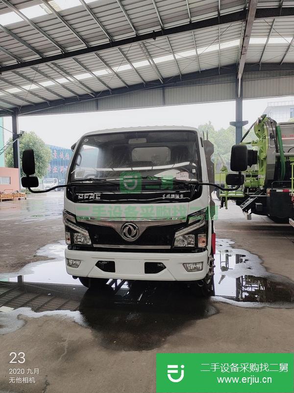 湖北出售二手東風福瑞卡5方灑水車