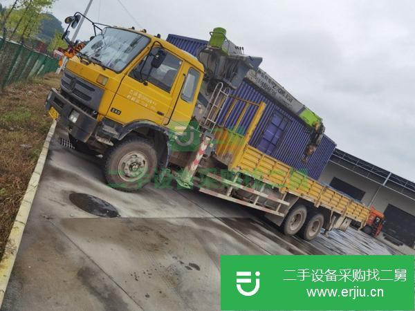 貴州出售二手中聯(lián)十二噸隨車吊