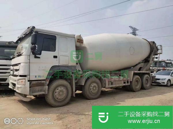 貴州出售二手17年豪沃國五大20方攪拌車