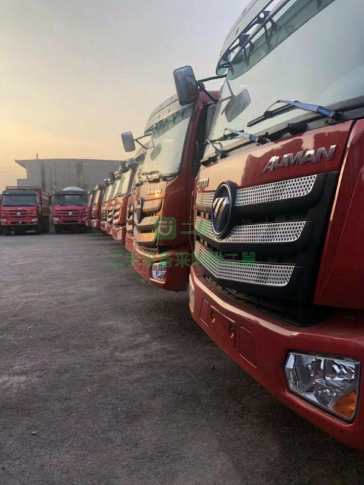 出售18年的礦山定制版歐曼后八輪自卸車