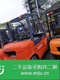 安徽出售二手6噸合力叉車