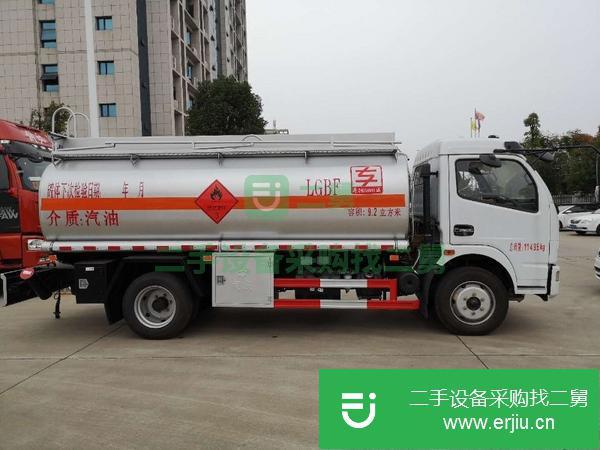 福建出售二手東風(fēng)多利卡9.2方油罐車