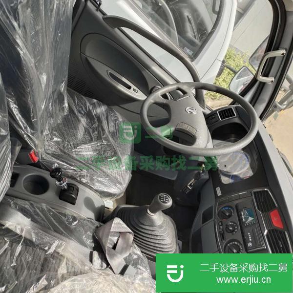 廣東出售二手東風(fēng)福瑞卡8.31方柴油介質(zhì)加油車