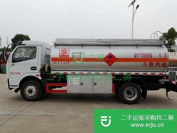 福建出售二手東風多利卡9.2方油罐車