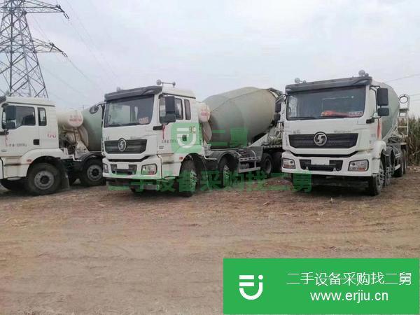 陜西出售二手德龍輕量化攪拌車340馬力濰柴動力
