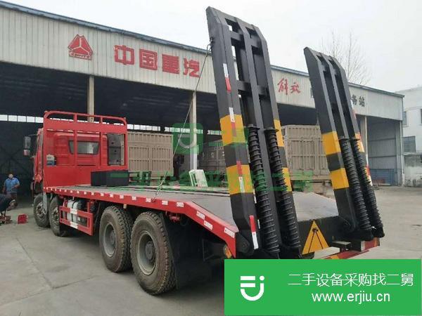 湖北出售二手解放后八輪平板運輸車可拉30噸挖機