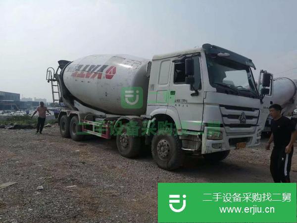 福建出售二手豪沃14年22方攪拌車全國提檔可以分期