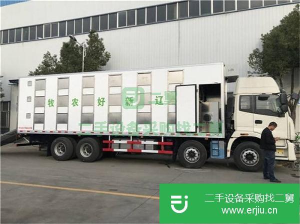 貴州出售二手9.6米福田歐曼畜禽運輸車