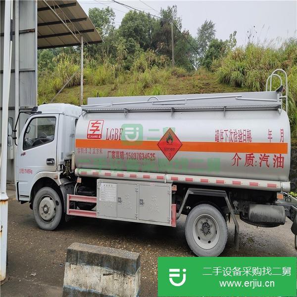 江蘇出售二手解放八噸140馬力油罐車