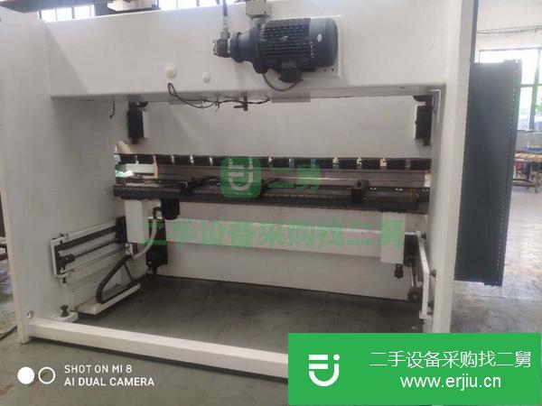 上海出售二手瑞鐵100T3200電液伺服4?1折彎機
