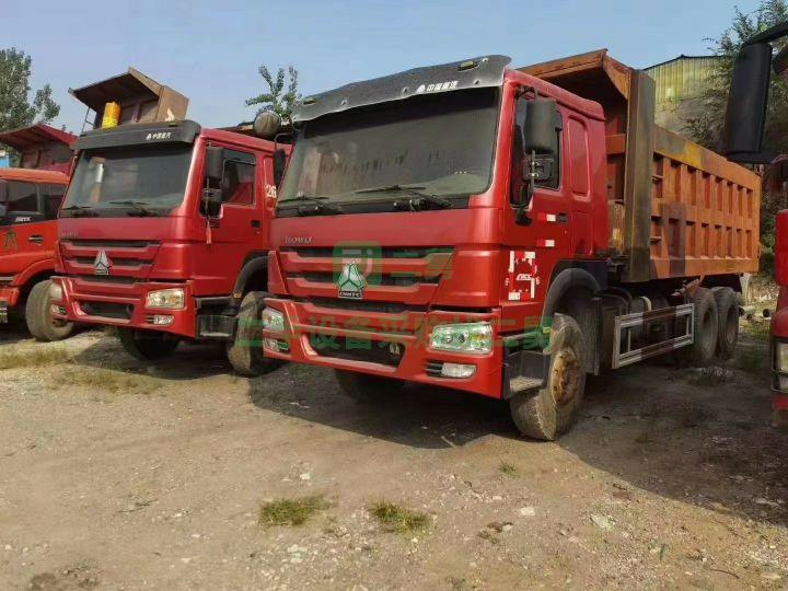 出售18年的礦山定制版歐曼后八輪自卸車