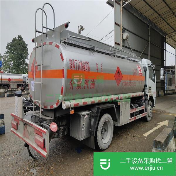 江蘇出售二手解放八噸140馬力油罐車
