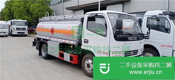 廣東出售二手東風多利卡5.15方油罐車