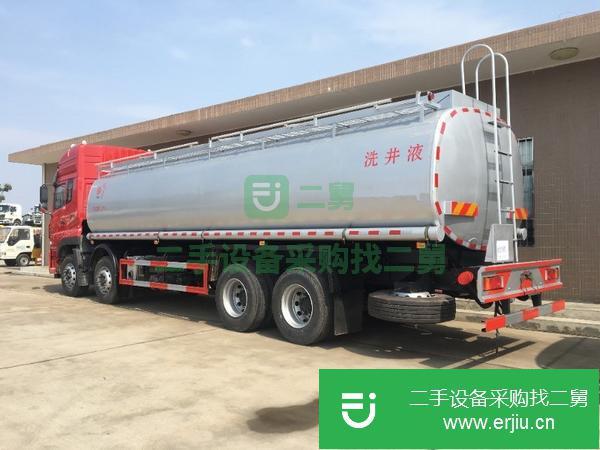 青海出售二手東風天龍前四后八洗井液運輸車