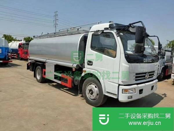 湖北出售二手10.3方油罐車，玉柴150發動機,3800軸距,一個歐標罐口,一個海底閥