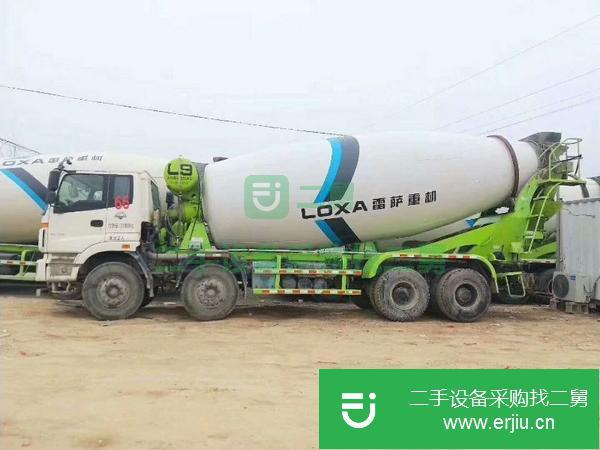 四川出售二手攪拌車13年豪沃大12方原裝原版