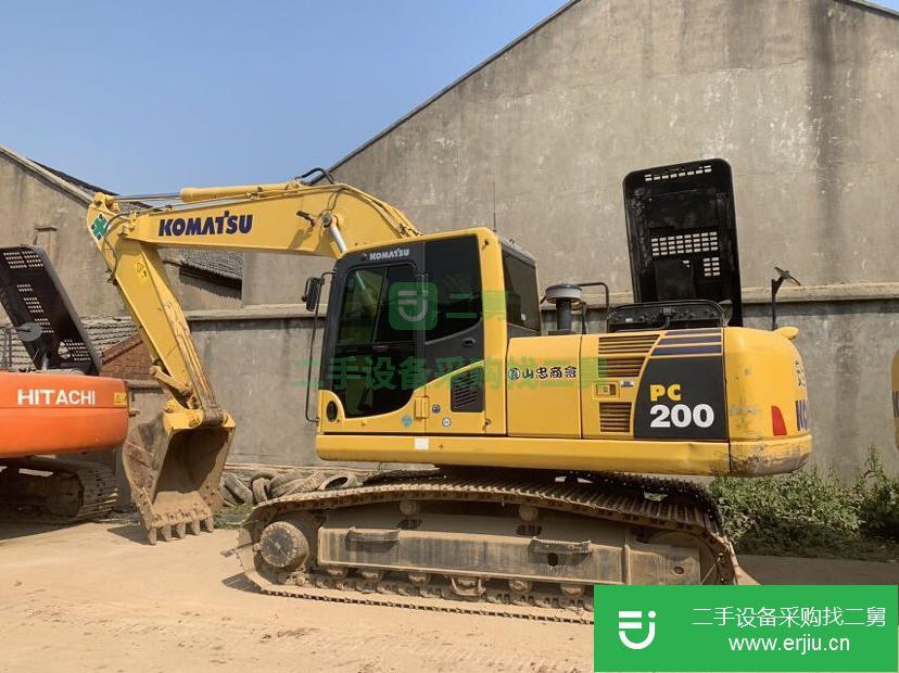 遼寧出售二手小松PC200-7挖掘機