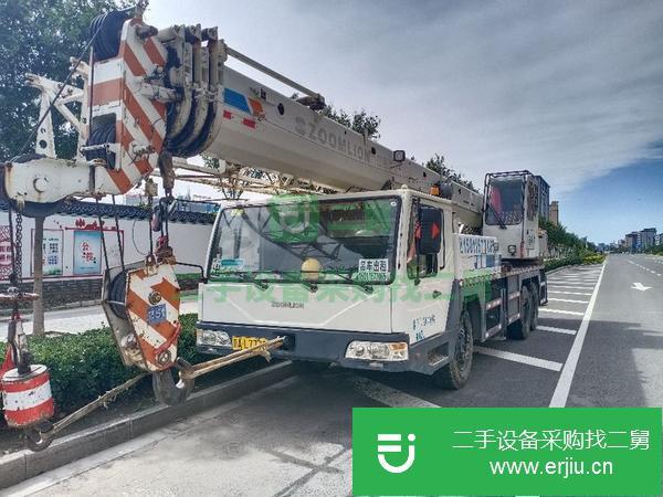 北京出售二手中聯重科12噸吊車原車原版