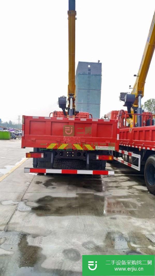 湖北出售二手后八輪徐工12噸隨車吊