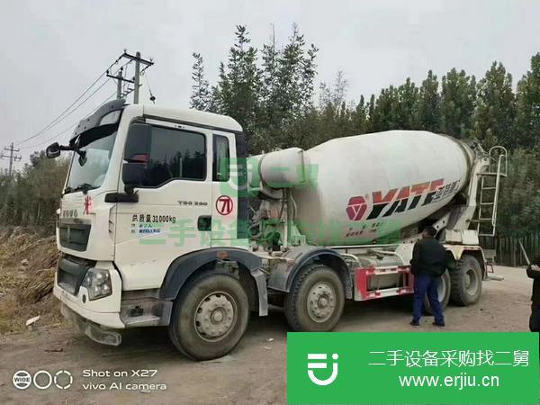 江蘇出售二手豪沃輕量化攪拌車14方國五