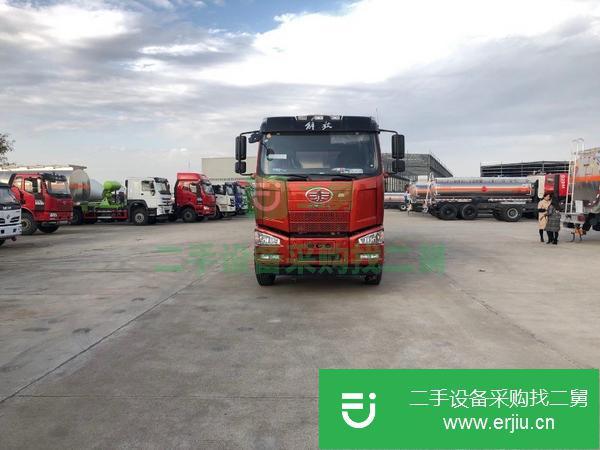 山東出售二手解放J6前四后八油罐車手續齊全