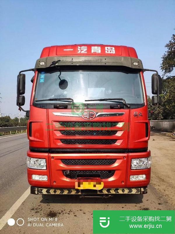 河北出售二手解放牽引車，350馬力，輪胎九成，錫柴發(fā)動(dòng)機(jī)。