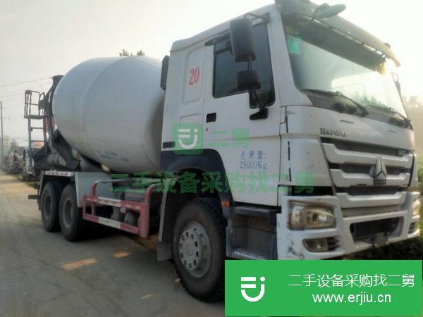 貴州出售二手18年豪沃國五混凝土攪拌車