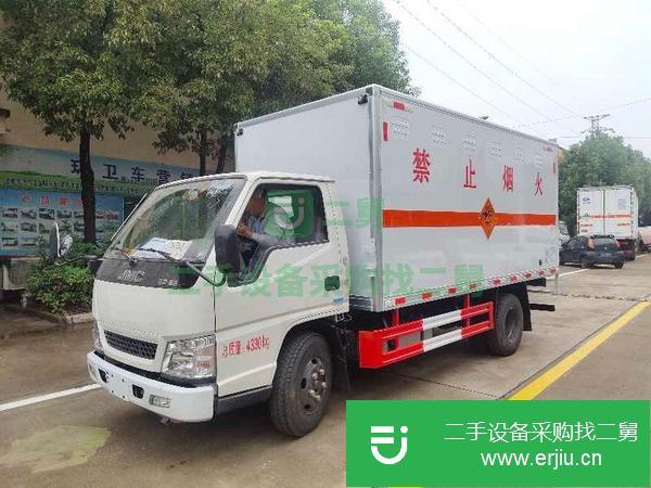 湖北出售二手藍(lán)牌廂式運(yùn)輸車可分期