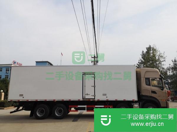 新疆出售二手東風(fēng)天龍9米6前四后八465馬力冷藏車