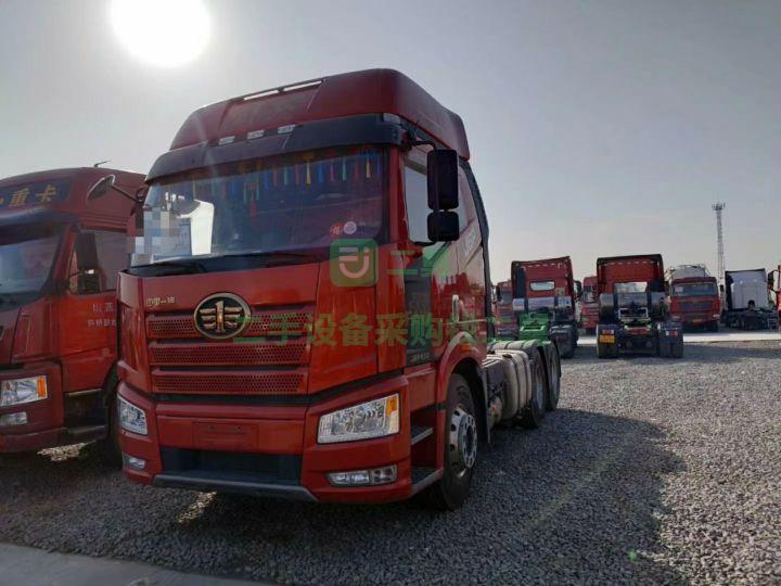出售19年跑車二手牽引車解放J6P 550馬力國五排放