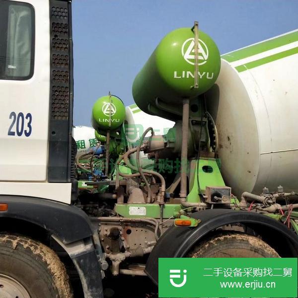 湖南出售二手豪沃輕量化大12方攪拌車，國五排放