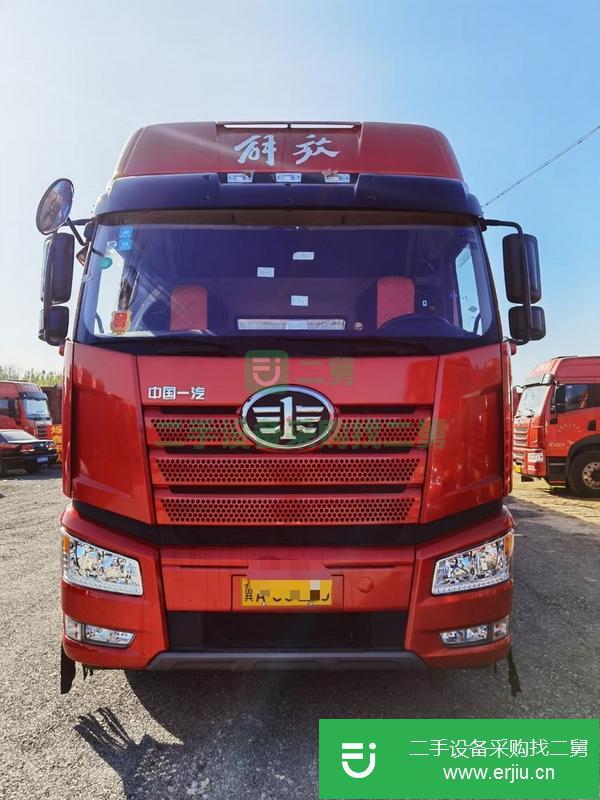 內蒙古出售二手解放半掛車，全車輪胎9.9成，車況精品