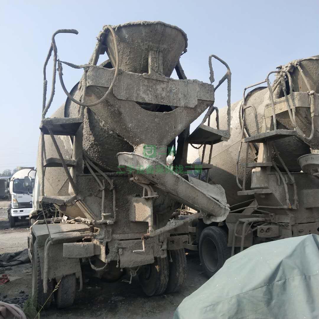 出售二手豪沃4方混凝土攪拌車