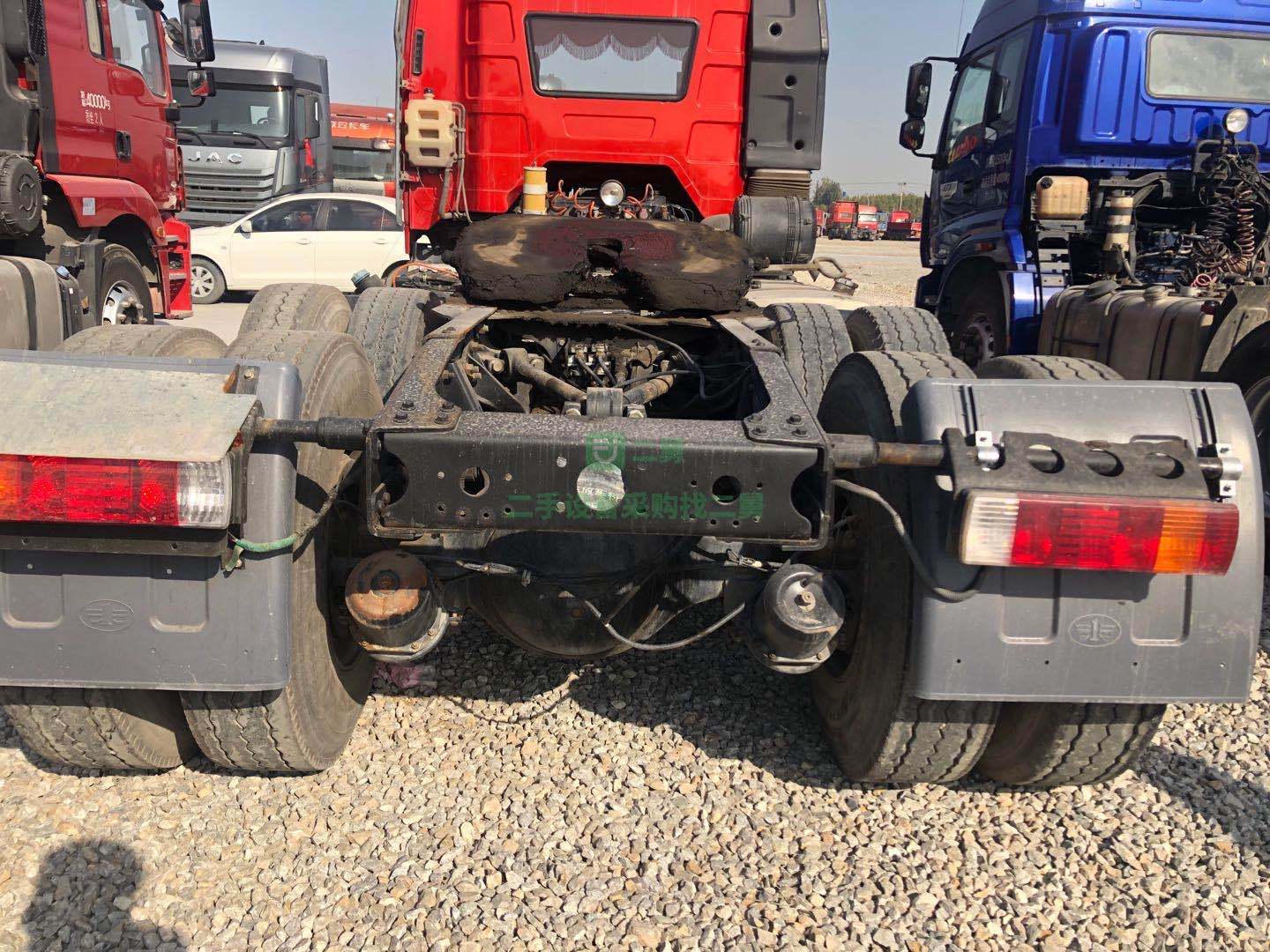 出售一臺16年的解放J6P460馬力牽引車，國四排放量