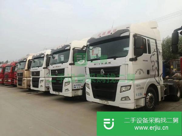 甘肅出售精品汕德卡牽引車，540馬力定速巡航16速采埃孚變速