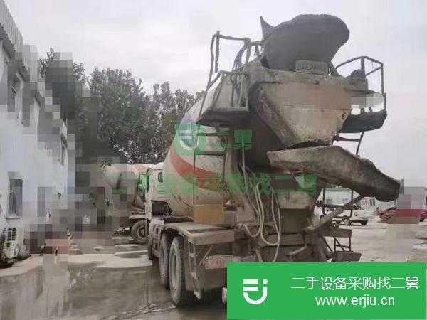 山東出售二手大12方德龍攪拌車，精品車況，手續齊全！