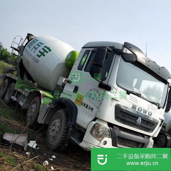 湖南出售二手豪沃輕量化大12方攪拌車，國五排放