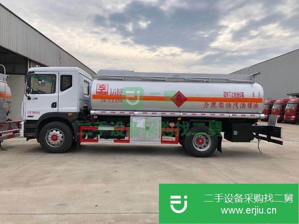 廣西出售二手東風D912噸180馬力油罐車