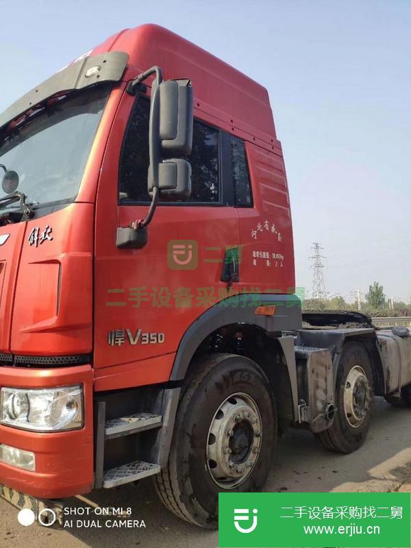 河北出售二手解放牽引車，350馬力，輪胎九成，錫柴發(fā)動(dòng)機(jī)。