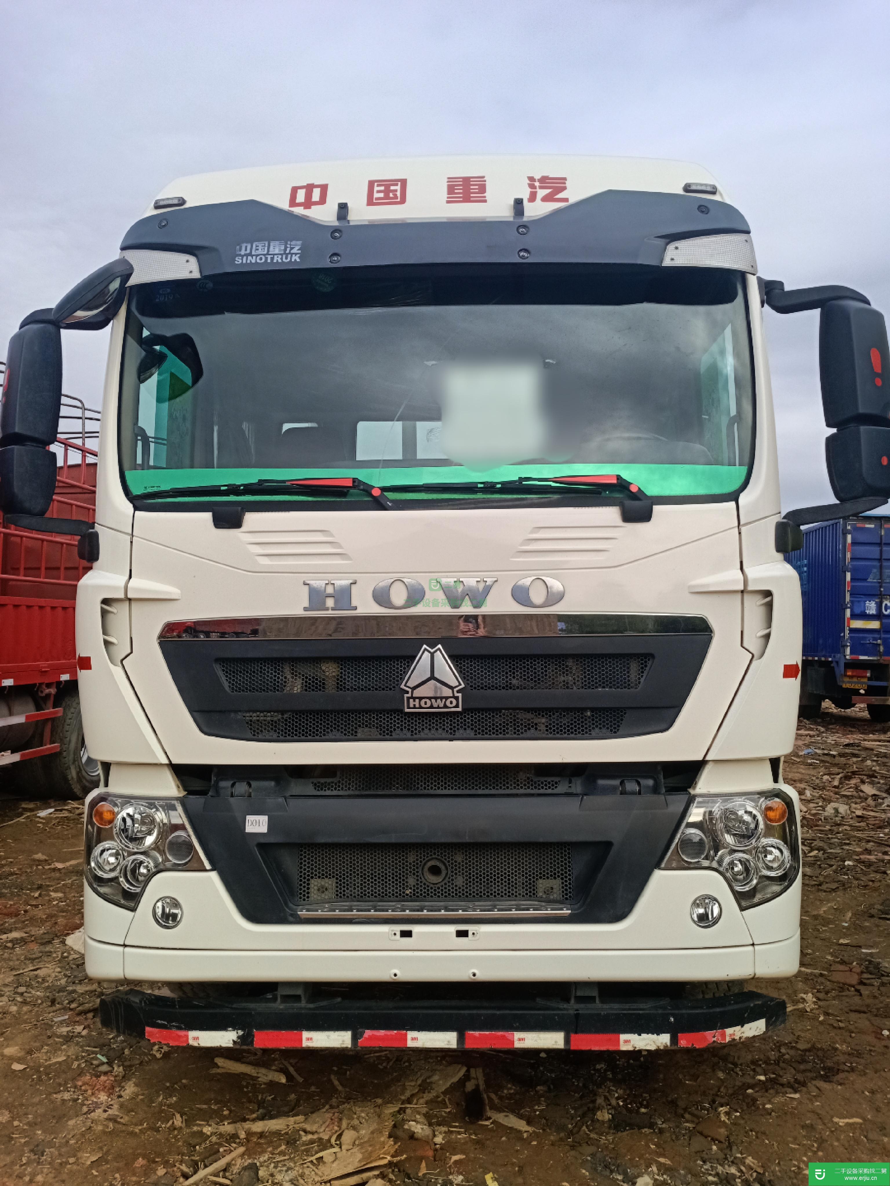 江西出售二手重汽豪沃前四后四平板車