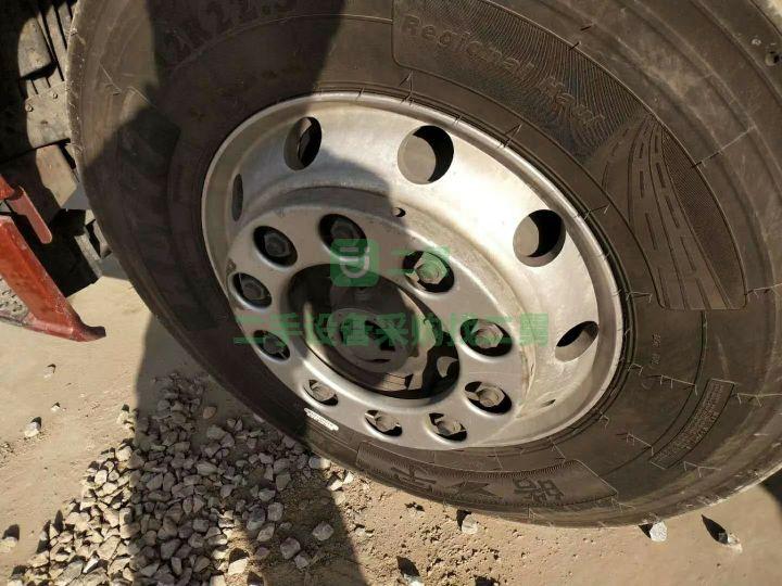 出售二手牽引車18年5月解放JH6，500馬力，帶液緩