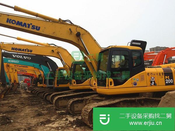 江蘇出售二手小松130挖掘機(jī),車況很好,包運(yùn)送
