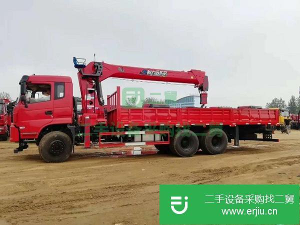 湖北出售二手后八輪?wèn)|風(fēng)吊車,玉柴發(fā)動(dòng)機(jī)240馬力