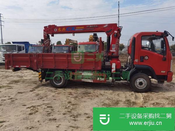 湖北出售二手大運(yùn)5噸4節(jié)臂170馬力隨車吊