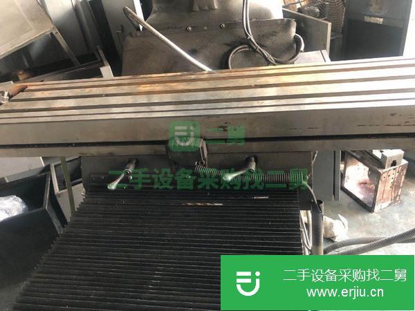 河北出售二手臺灣旭正4號炮塔銑床帶走刀數顯