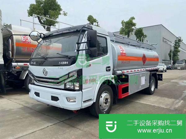 湖北出售8噸東風油罐車 帶有正星大流量加油機
