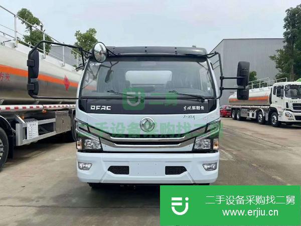 湖北出售8噸東風油罐車 帶有正星大流量加油機